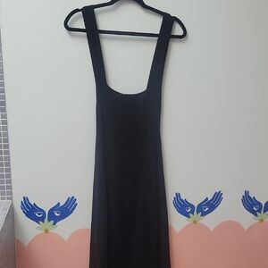 Elegant Black Sleeveless Dress
